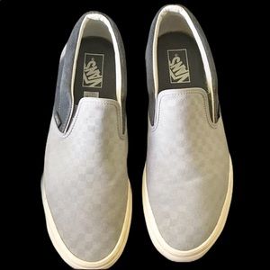 🍃Vans | Off the Wall Slip-on Suede Sneakers